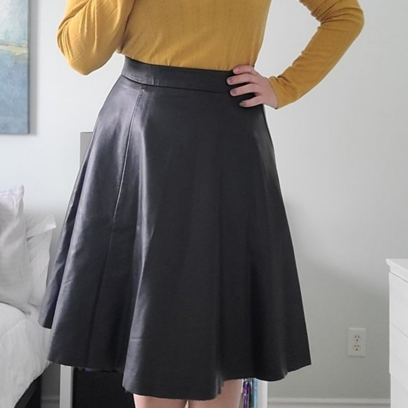 Vegan leather szS skirt